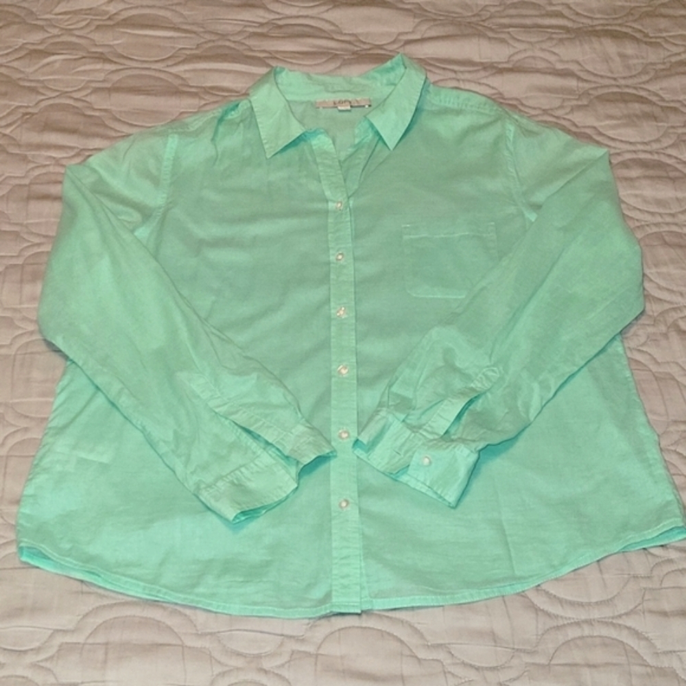 LOFT Boyfriend Style Button Down Shirt